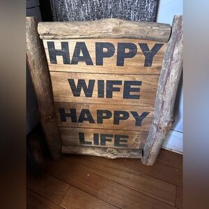 Vintage Rustic Brown 'Happy Wife Happy Life' Wooden Sign
